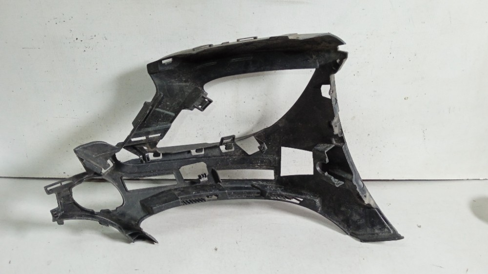 Guia Lado Esq Dianteiro Do P/c  Mercedes C180 2013/2016 Usad 5