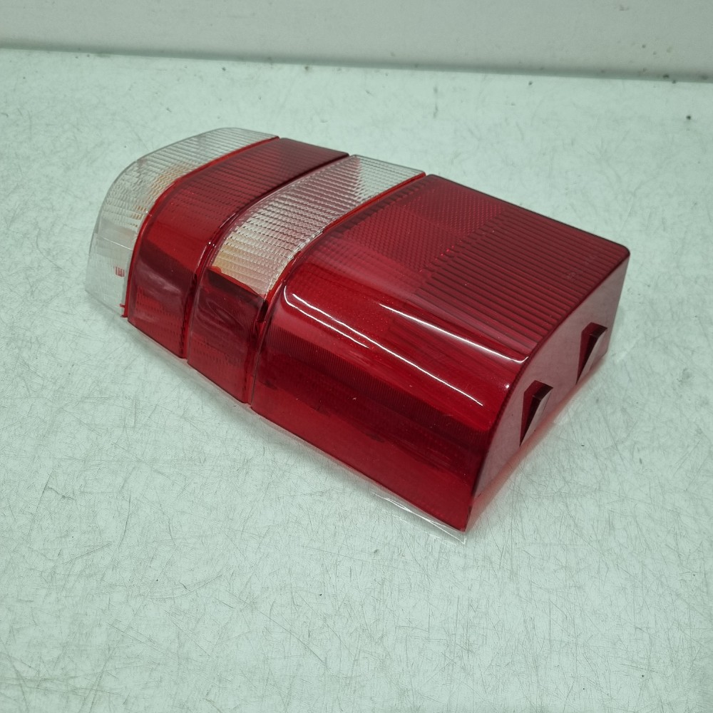 Lente Da Lanterna Traseira Esquerda Fiat Fiorino 2004/2010 2