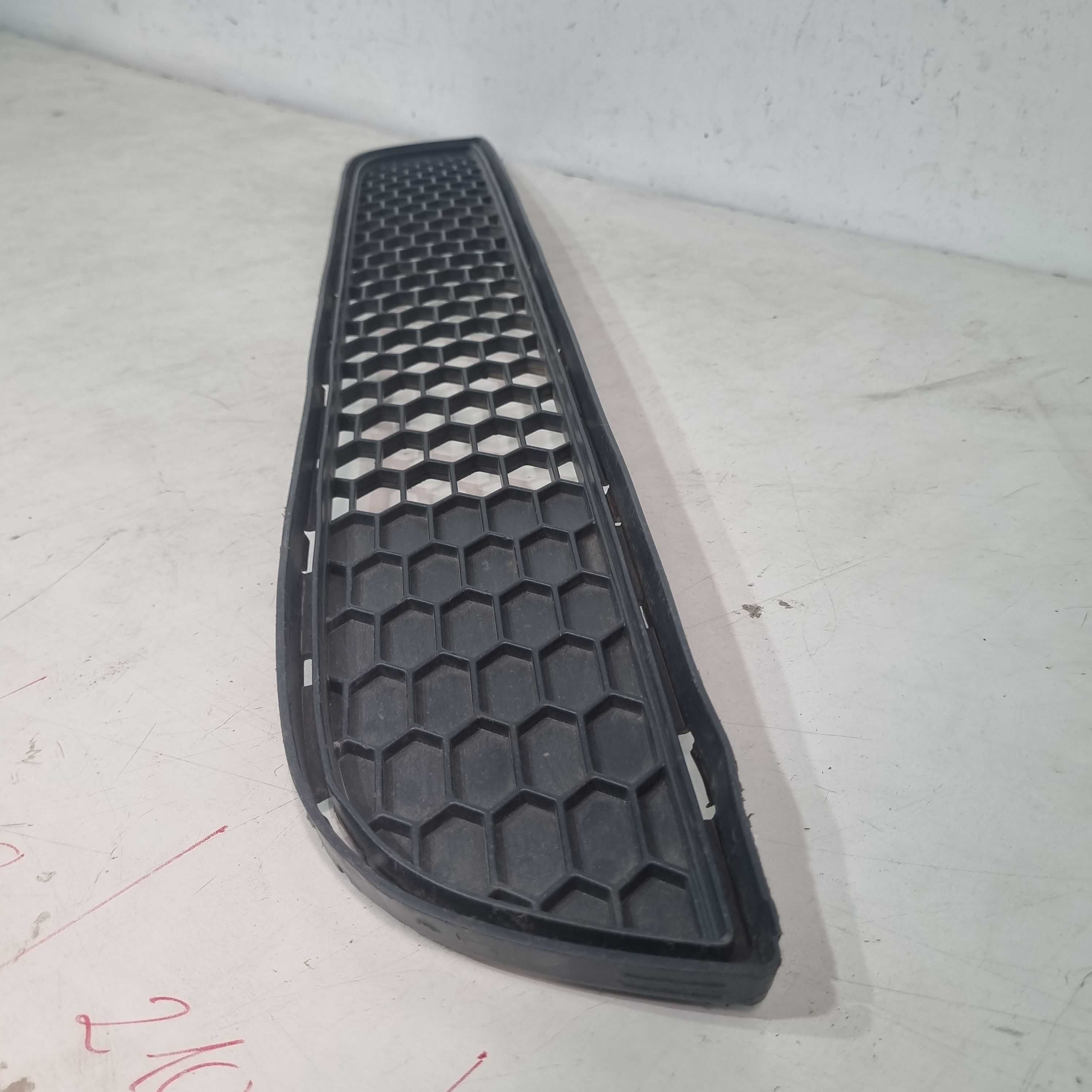 Grade Inferior Fiat Fiorino Modelos 2014/2019 Preto 2