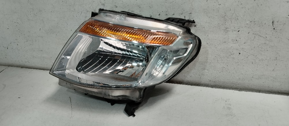 Farol Esquerdo Do Ford Ranger 2013/2016 Esquerdo/motorista 2