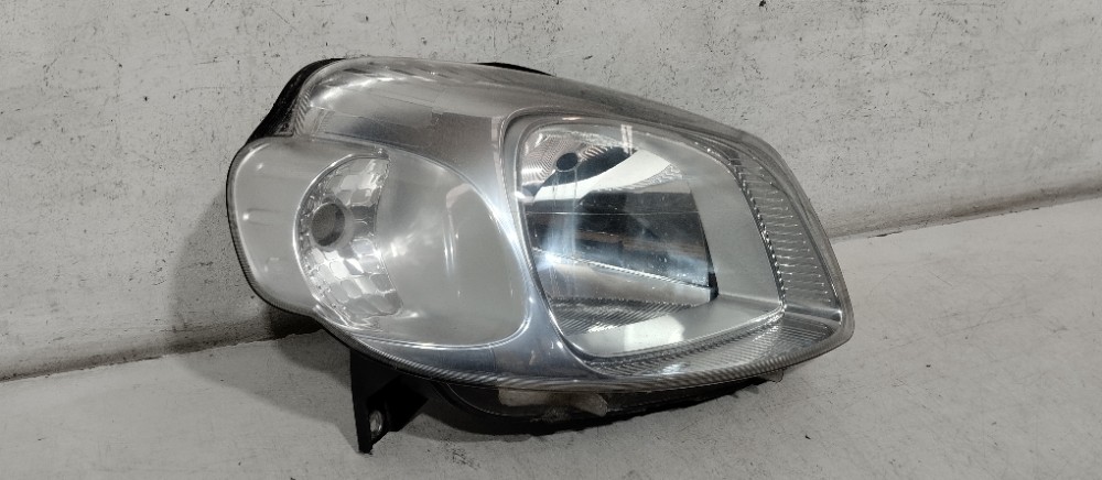 Farol Direito Cromado Fiat Uno Vivace 2010/2015 Recuperado Direito/passageiro 2