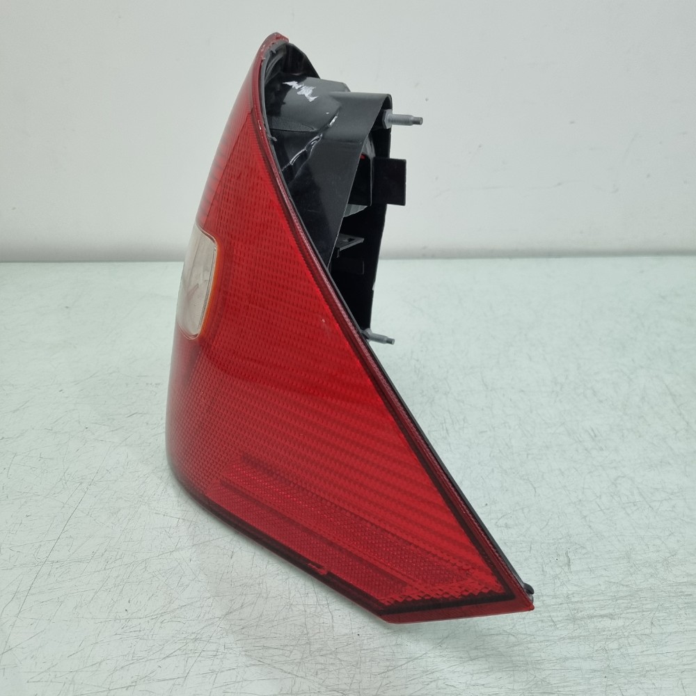Lanterna Do Lado Direito Ford Fiesta Sedan 2006/2010 Direito/passageiro 2