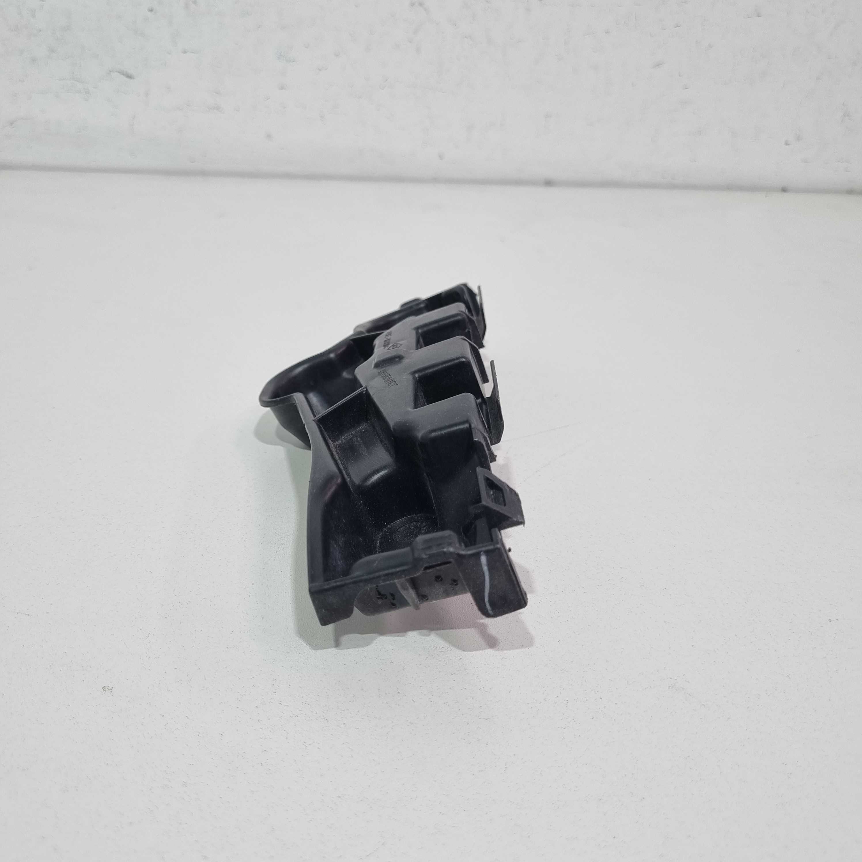 Guia Direita Parachoque Dianteiro Renault Sandero 2014/2016 4