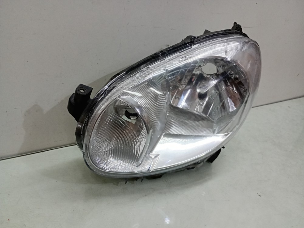 Farol Esquerdo March 2013/2016 Original 3
