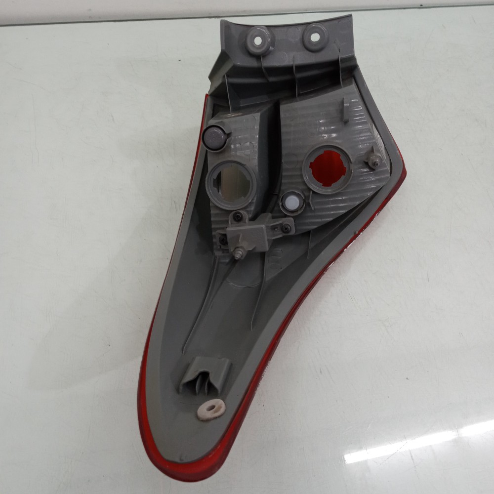 Lanterna Do Lado Direito Hyundai Hb20 Hatch 2012/2019 Direito/passageiro 4