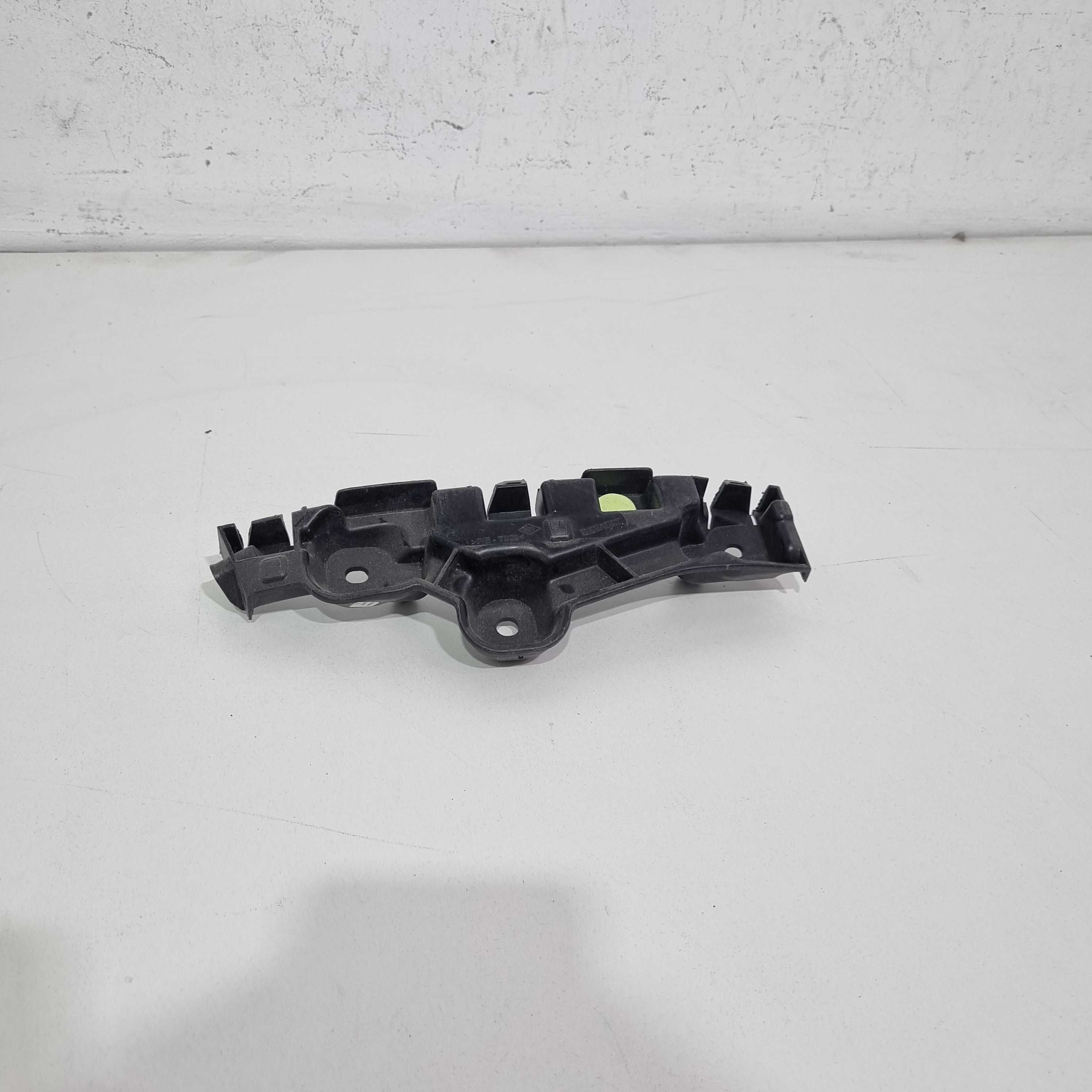 Suporte Parachoque Diant Direito Renault Sandero 2015/2018 7