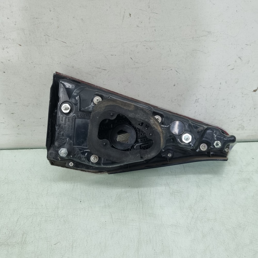 Lanterna Direita Tampa Toyota Corolla 2021 2022 2023 Direito/passageiro 4