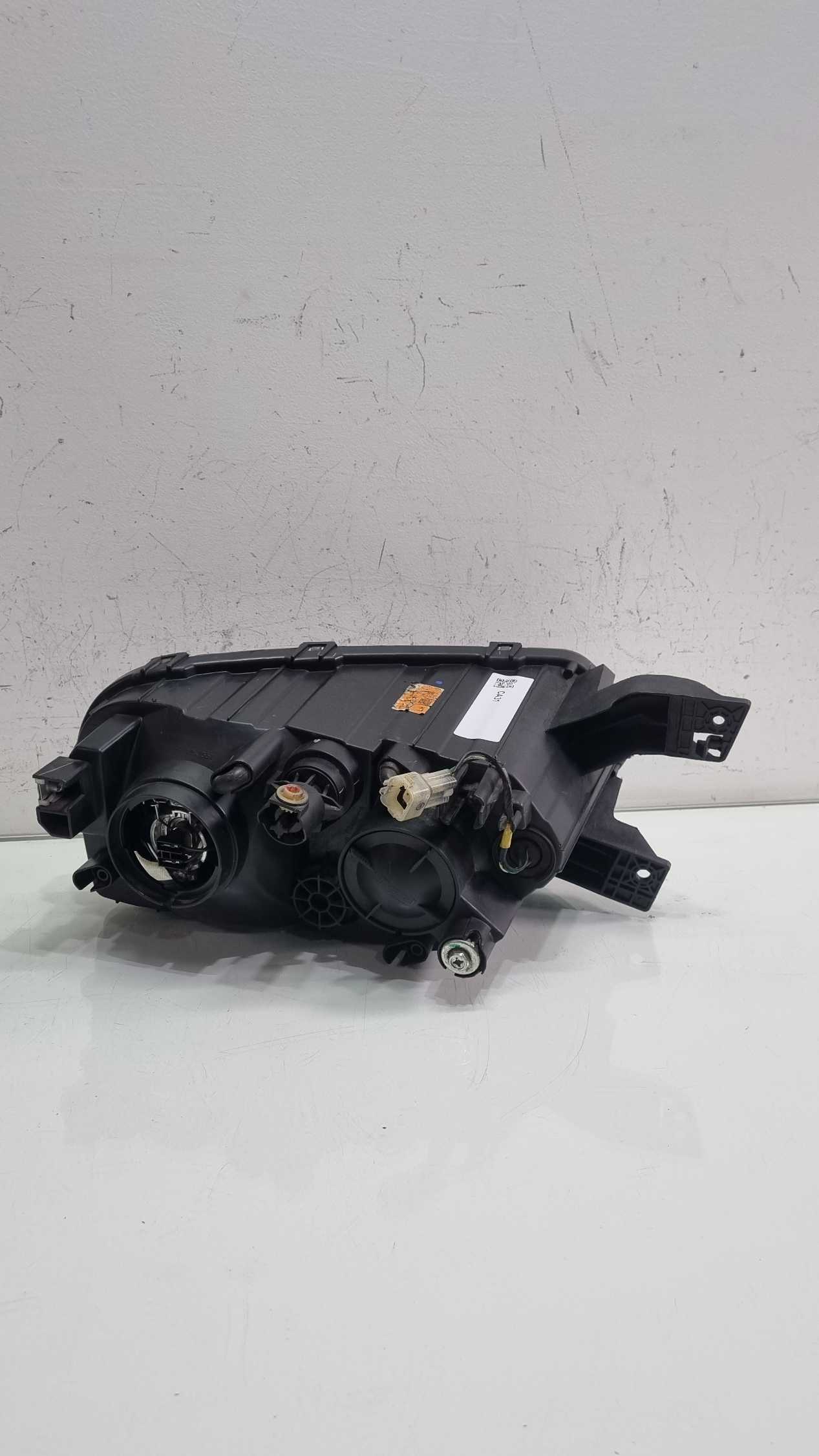 Farol lado esquerdo inferior Renault Kwid 2022/2024 4