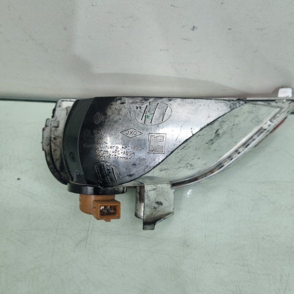 Luz Neblina Direita Renault Captur 2017/2020 6