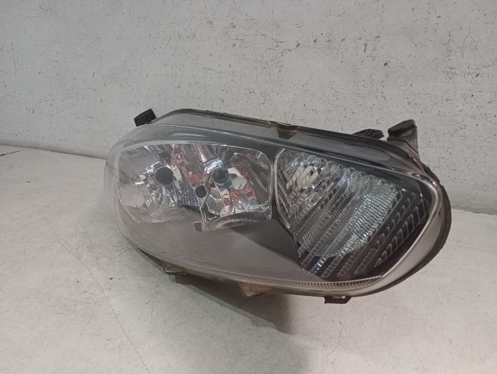 Farol direito NEW FIESTA Máscara Negra 2013/2019 3