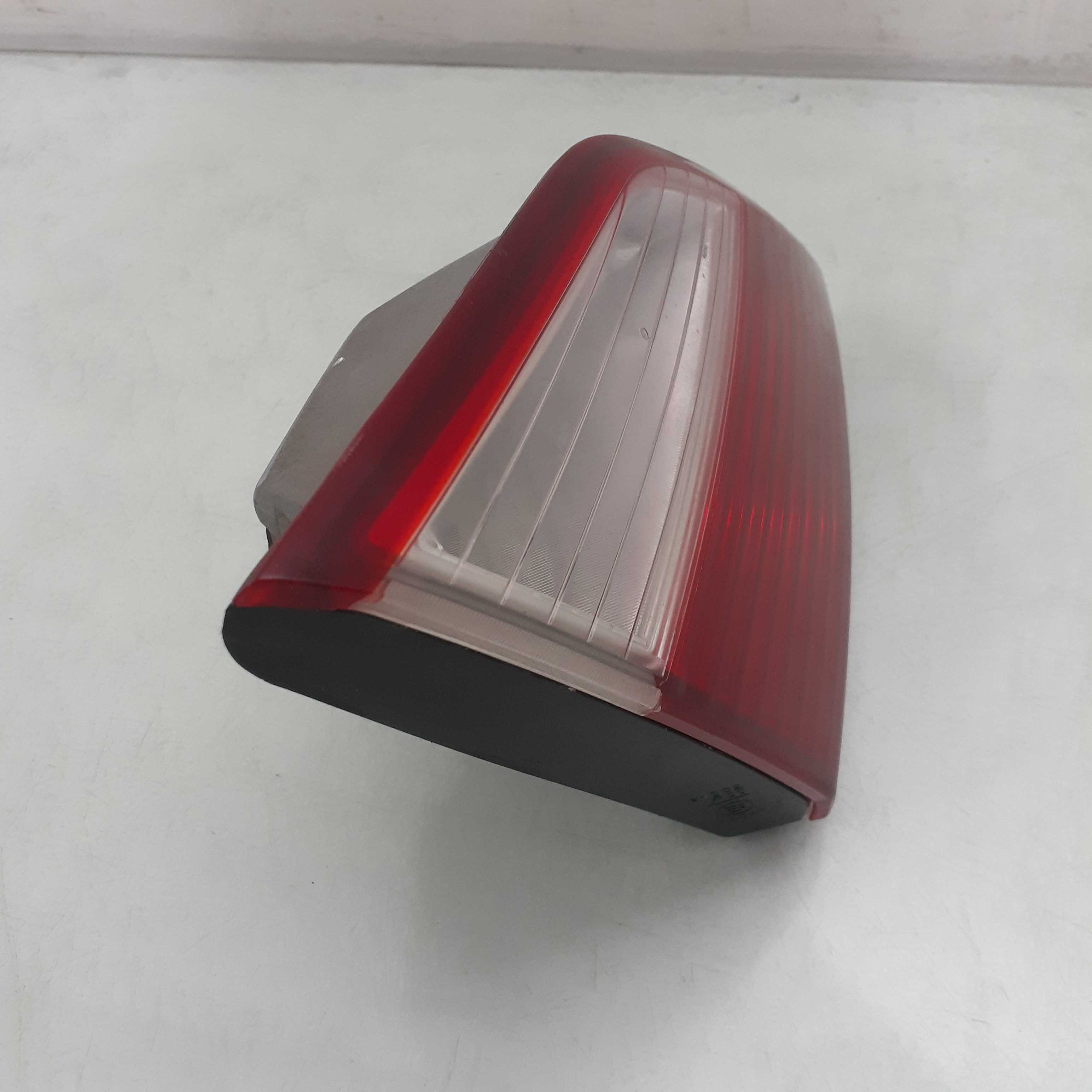 Lanterna Lado Esquerdo Tampa Hb20 Sedan 2013 / 2017 3
