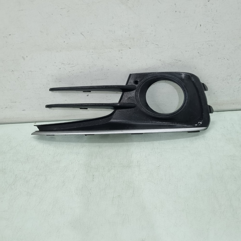 Moldura Esquerda Do Cibié Volkswagen Fox Modelos 2015/2020 1