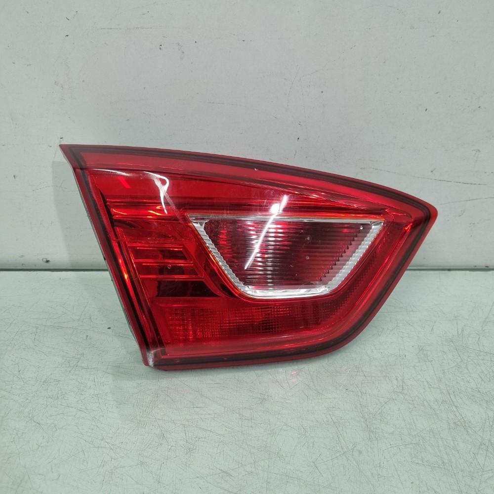 Lanterna Tampa Traseira Esquerda Chevrolet Cruze 2017/2019 Esquerdo/motorista