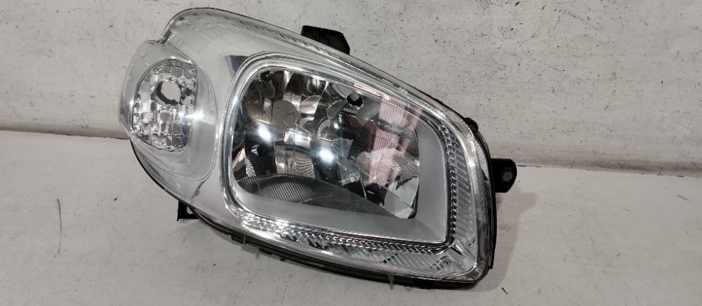 Farol  Direito Uno  Vivace Cromado 2010/2015 Recondicionado. 2