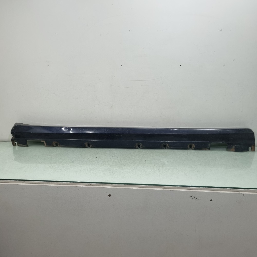 Spoiler Lateral Esquerdo Mercedes-Benz  GLK 250 2010 à 2015 1