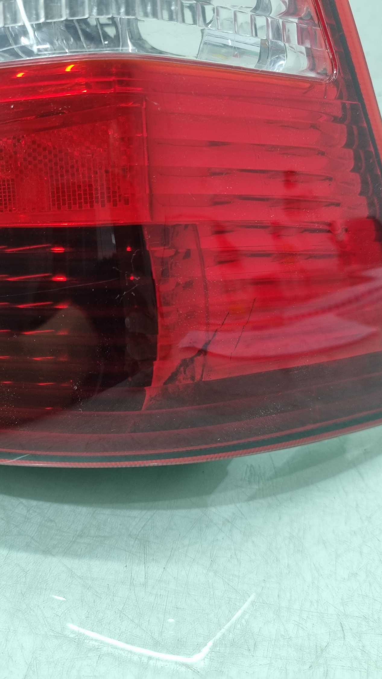 Lanterna Lado Direito Nissan Livina Modelo 2010/2015 Direito/passageiro 5