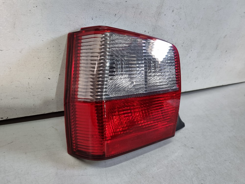 Lanterna  Esquerda Fiat  Uno Mille 2004/2011 Esquerdo/motorista 2