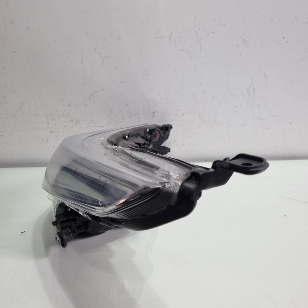 Farol Dianteiro Esquerdo Com Led Toyota Yaris 2022/2024 Esquerdo/motorista 3