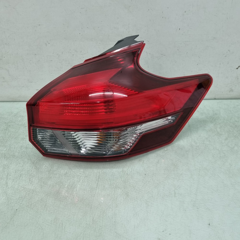 Lanterna Direita Original Nissan Kicks 2017/2020 Recuperada 1