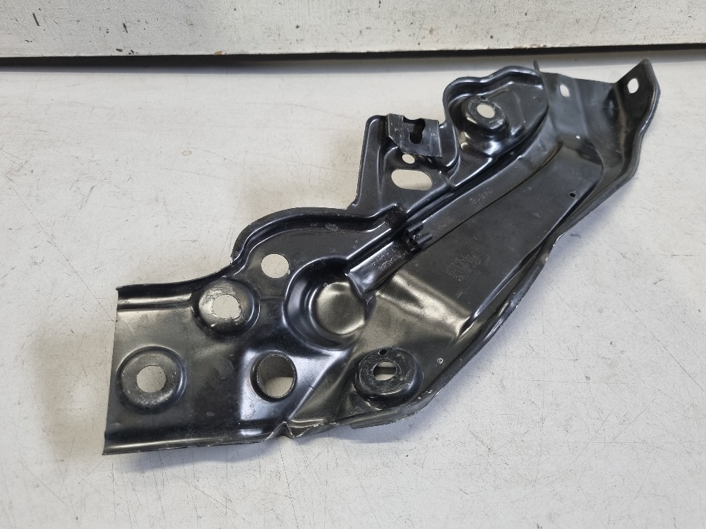 Suporte Do Farol Esquerdo Vw Polo 2017 / 2023 Semi-novo Orig 3