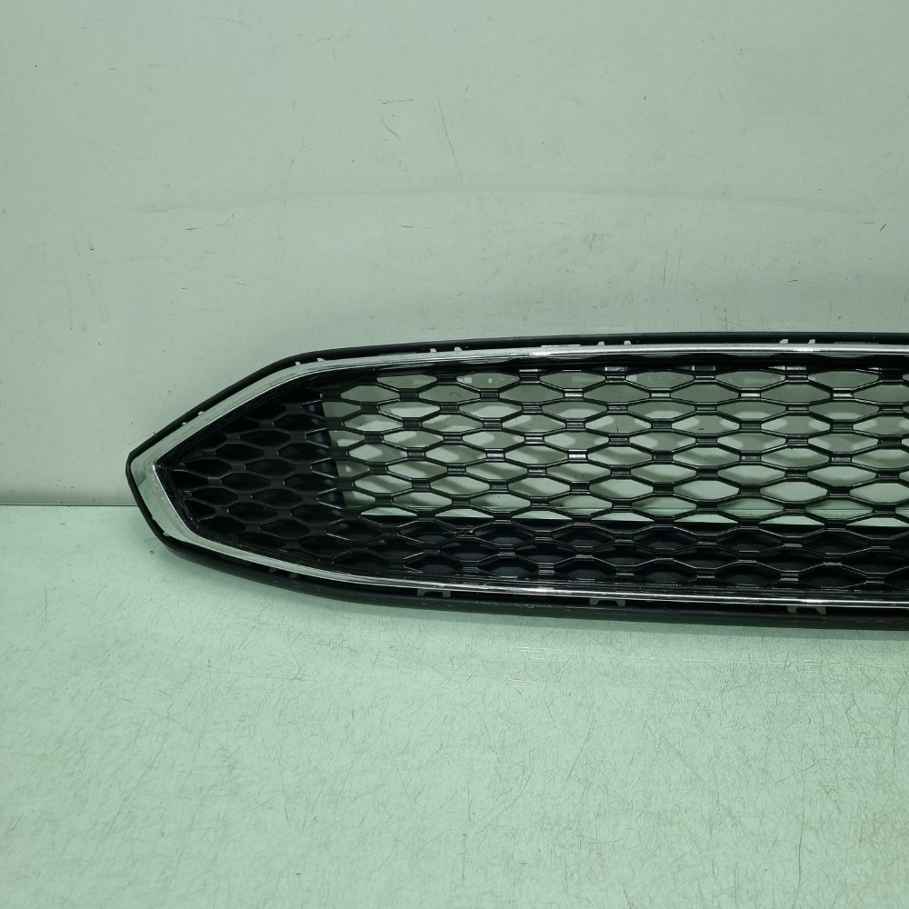 Grade Superior Para-choque Ford Fusion Modelos 2016/2020 2