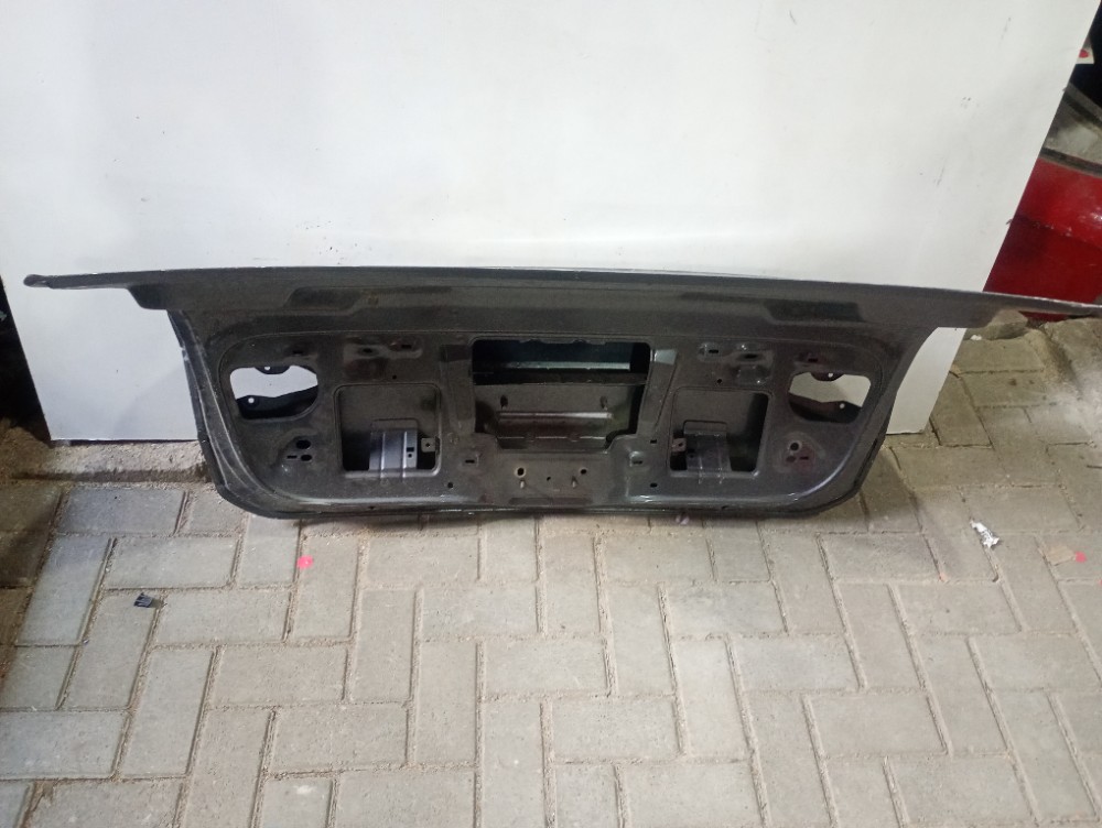 Tampa traseira Volkswagen virtus 17/22 4