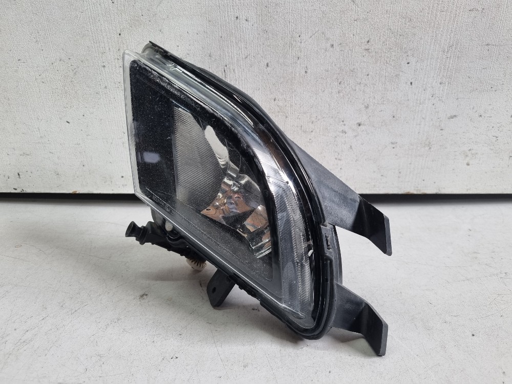 Farol De Milha Esquerdo Volkswagen Jetta 2015/2018 Semi-novo 3
