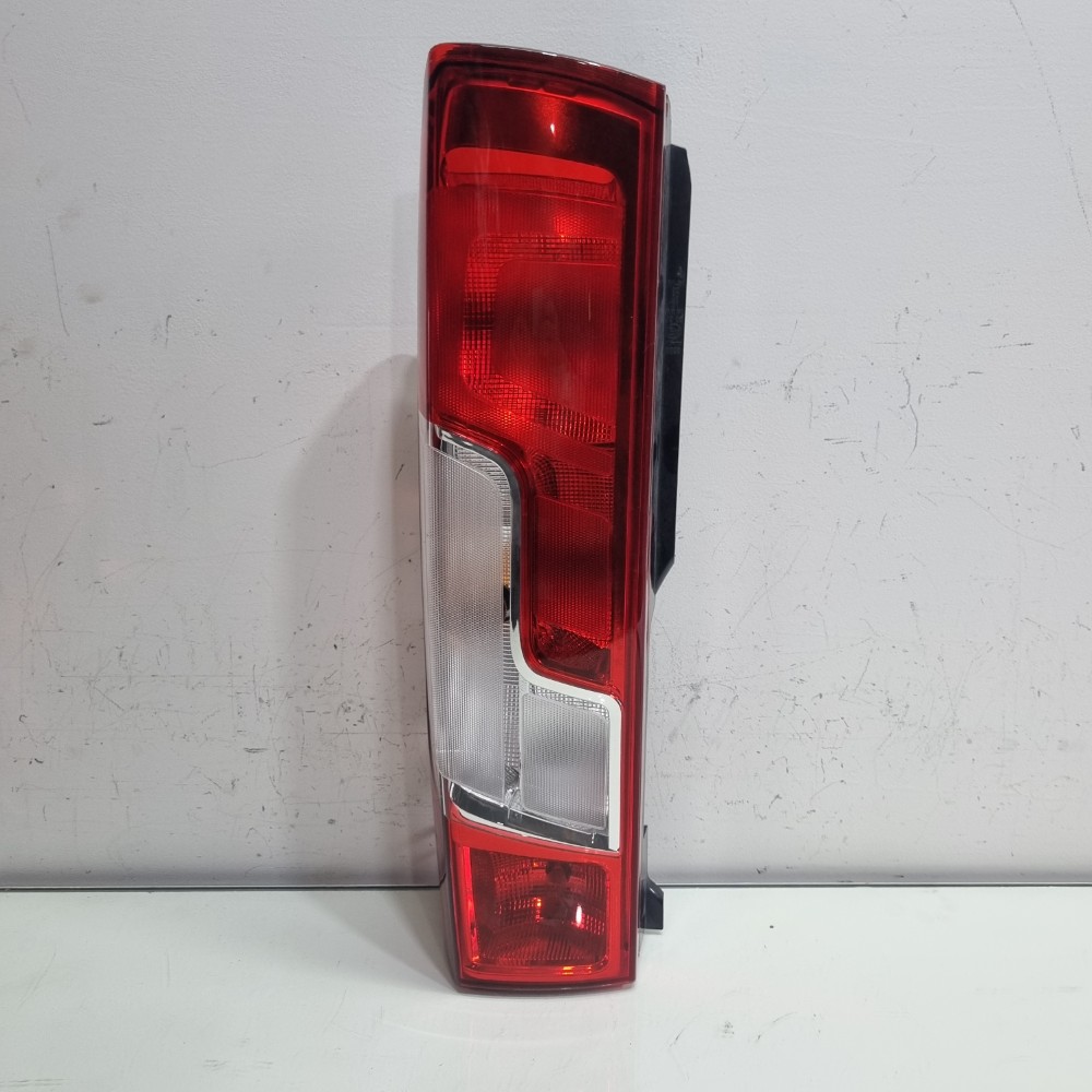 Lanterna Do Lado Esquerdo Fiat Ducato Modelos 2018/2023 Direito/passageiro 1