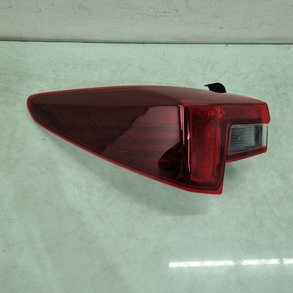 Lanterna Do Lado Esquerdo Hyundai Hb20 Sedan 2023/2025 – Esquerdo/motorista 1