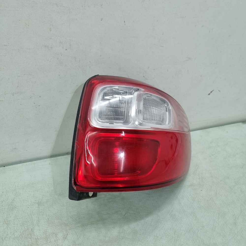 Lanterna Traseira Do Lado Esquerdo Fiat Strada 2014/2019 Esquerdo/motorista 3