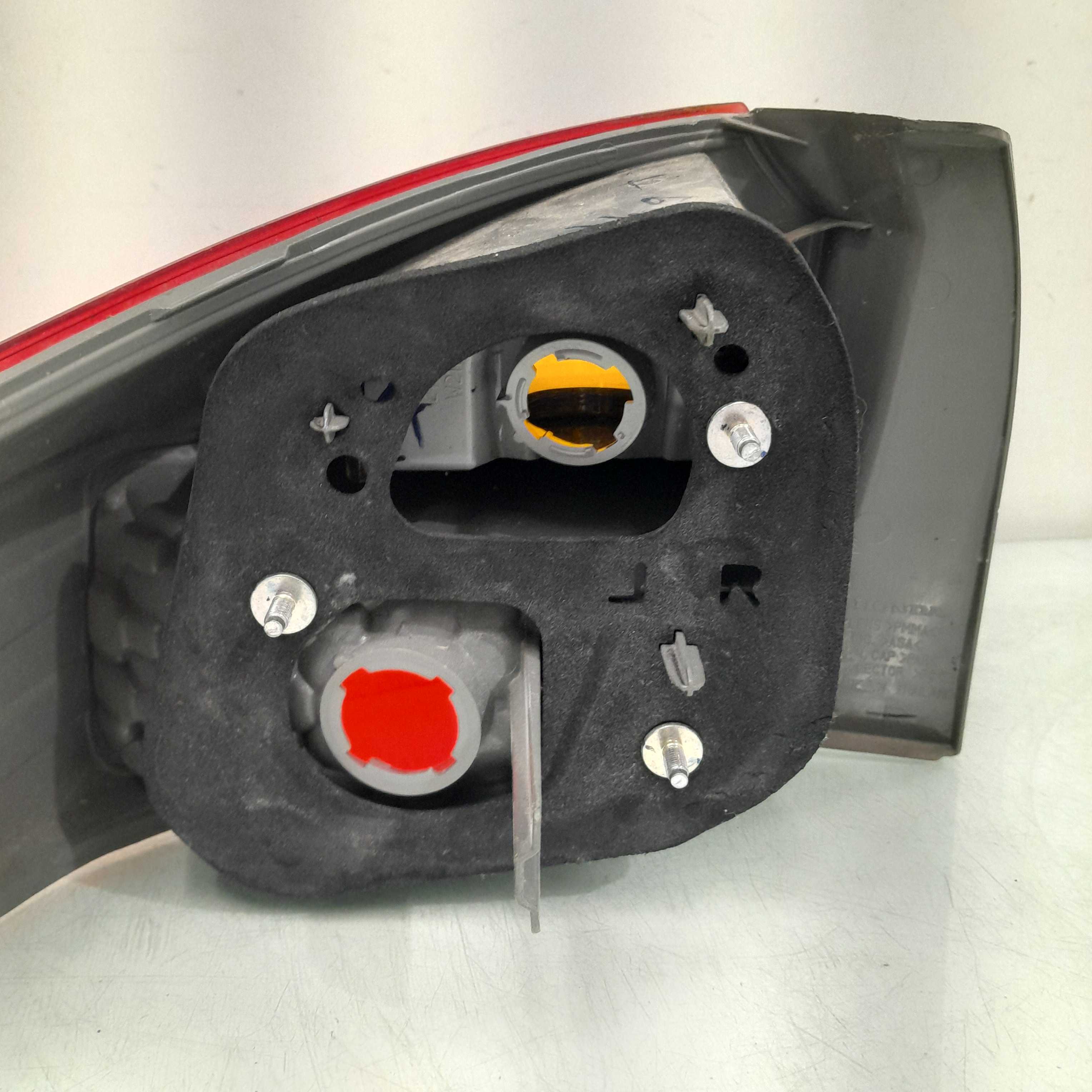Lanterna Do Lado Direito Honda City Modelos 2014/2015/2016 4