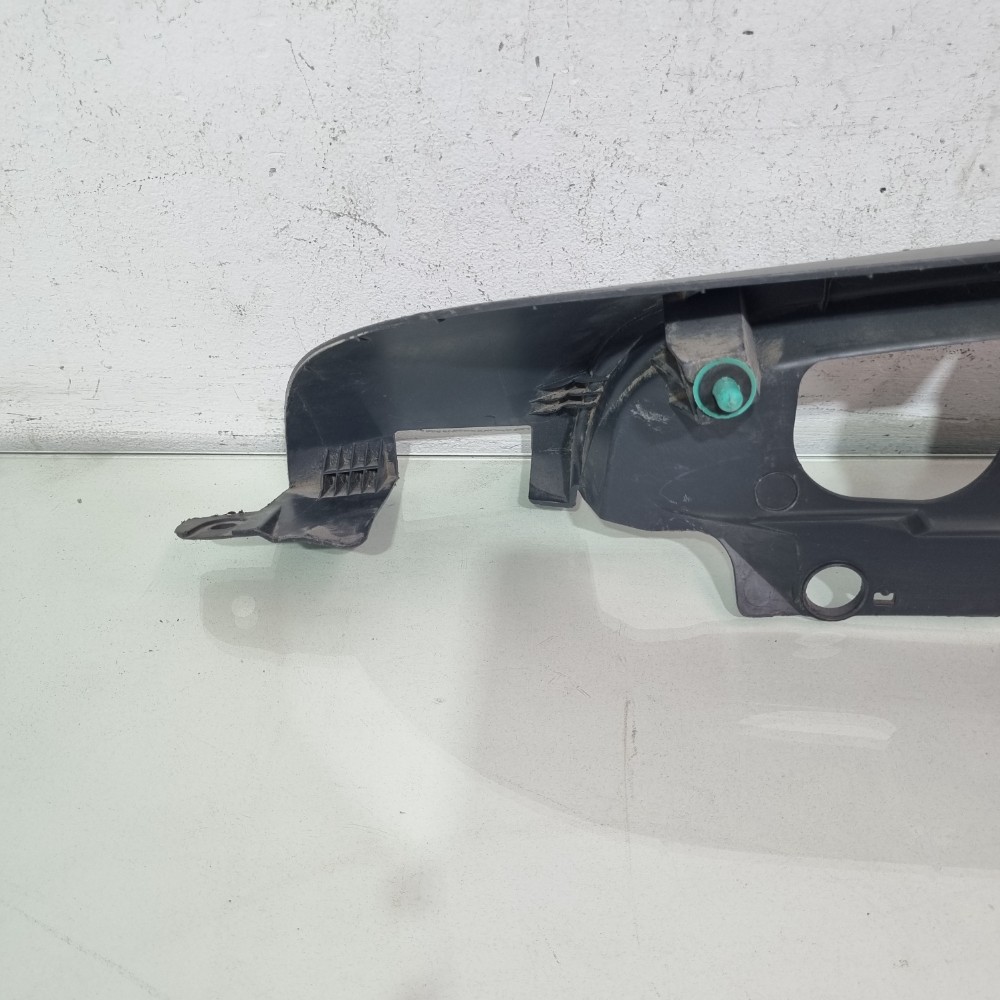 Moldura Lanterna Esquerda Fiat Fiorino Modelos 2014/2023 Cinza 4