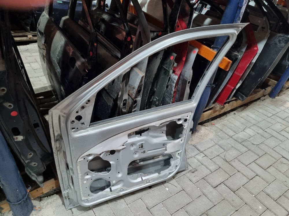Fiat Palio Porta Dianteira Direita 2008/2012 Recuperado 3
