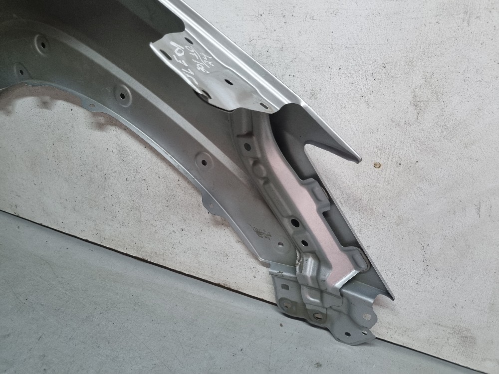 Paralama Esquerdo Toyota Corolla Cross Modelos 2021/2025 8