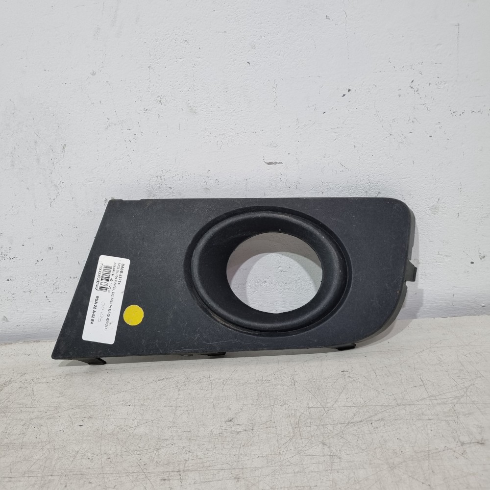 Moldura Farol De Milha Esquerdo Volkswagen Amarok 2011/2016
