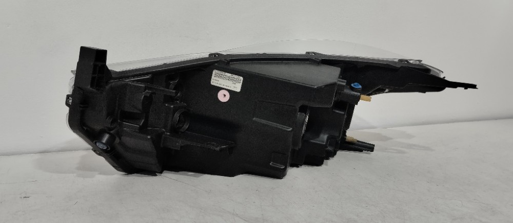 Farol  Direito Nissan Kicks  Sem Led 2017 A 2020 Recuperado. 4