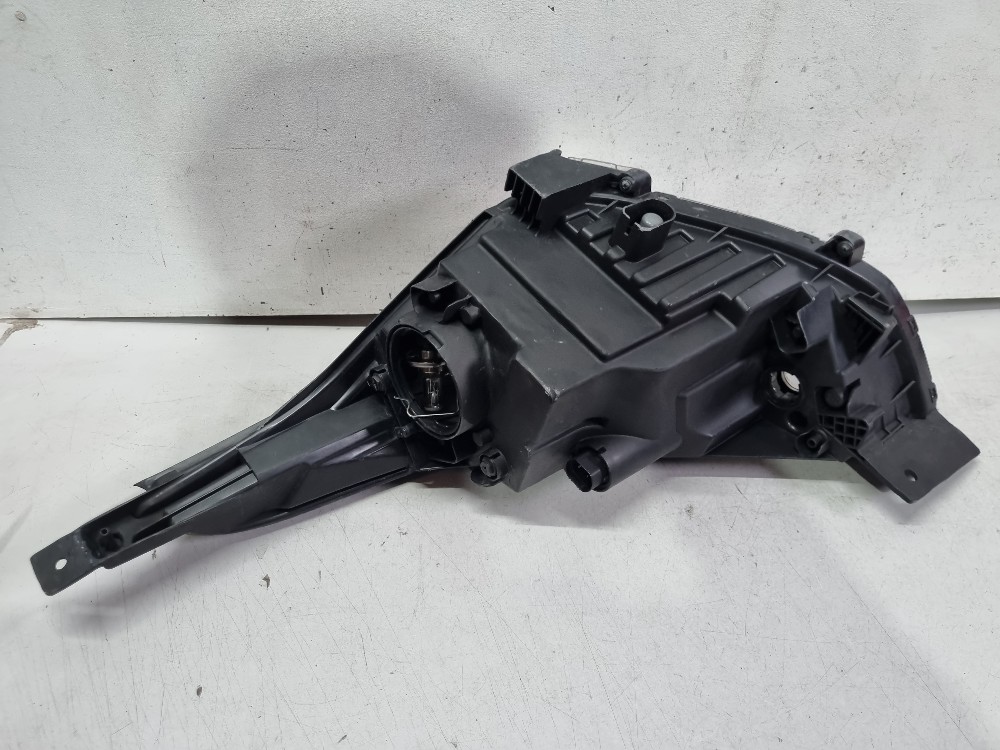 Farol  Direito Hyundai  Creta 2017/2021 Direito/passageiro 6