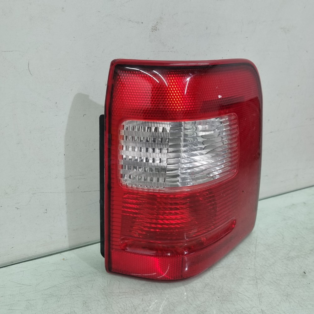Lanterna Lado Esquerdo  Ford Ecosport 2004/2007 Recuperado. Esquerdo/motorista 2