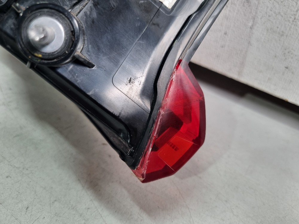 Lanterna Traseira Direita Bmw 320i 2019/2022 Recuperada Ori. 9