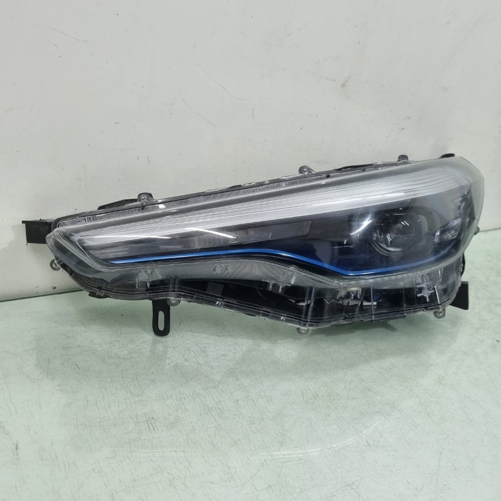 Farol Lado Esquerdo Toyota Corolla Cross 2021/2023 Esquerdo/motorista 2