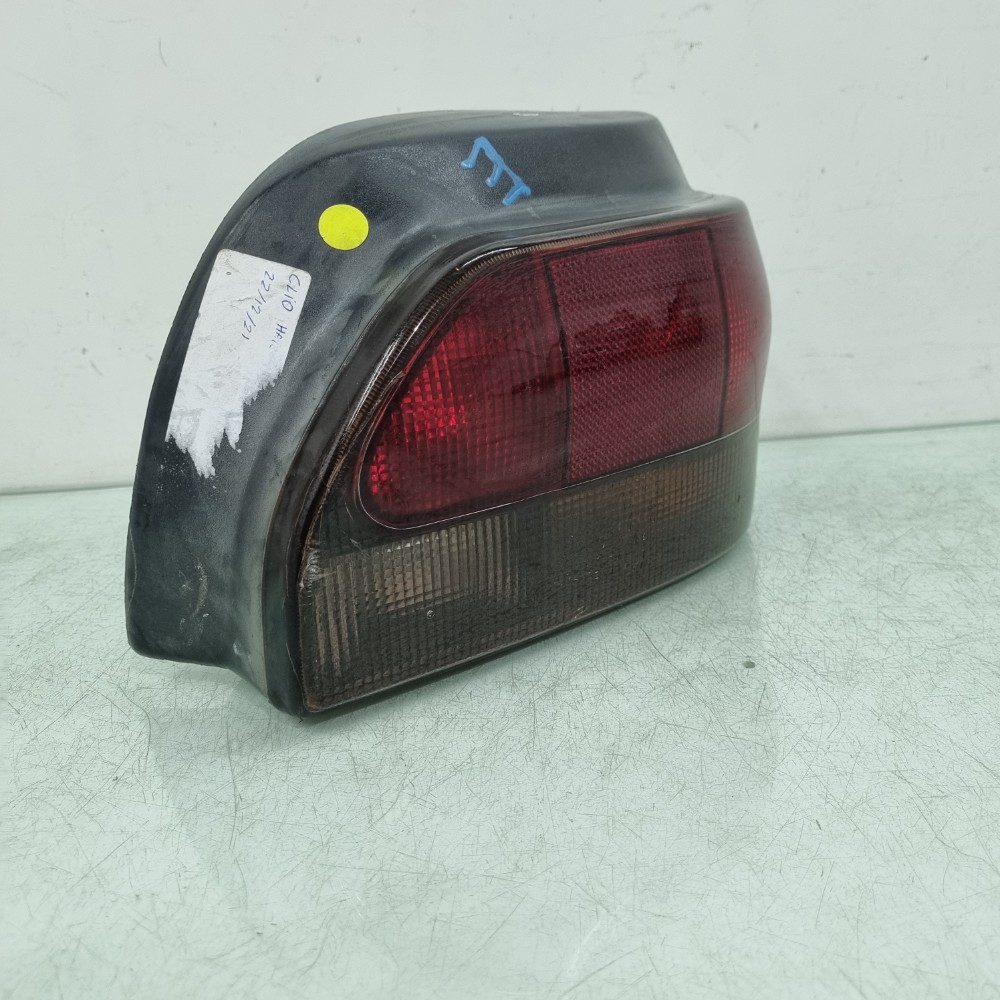 Lanterna Traseira Lado Direito Renault Clio 1996/1999 Direito/passageiro 2