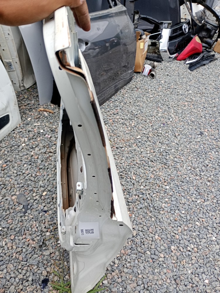 Porta dianteira direita Fiat Toro 2016/2023 3