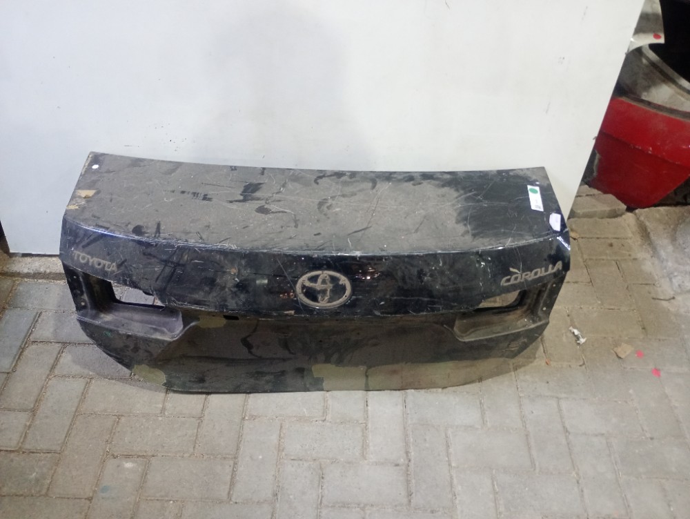 Tampa Traseira Toyota Corolla 2015/2018 Recuperada Original 1
