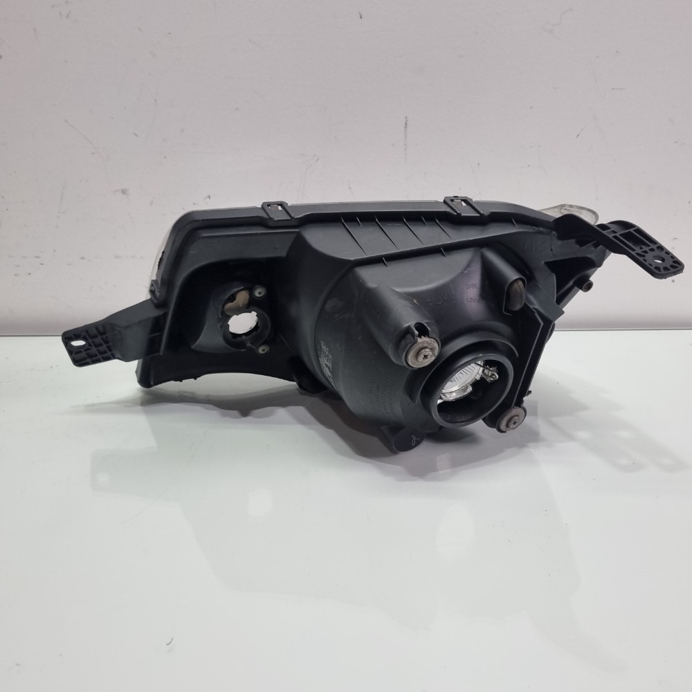 Farol Do Lado Direito Renault Kwid Modelos 2017/2021 Direito/passageiro 2