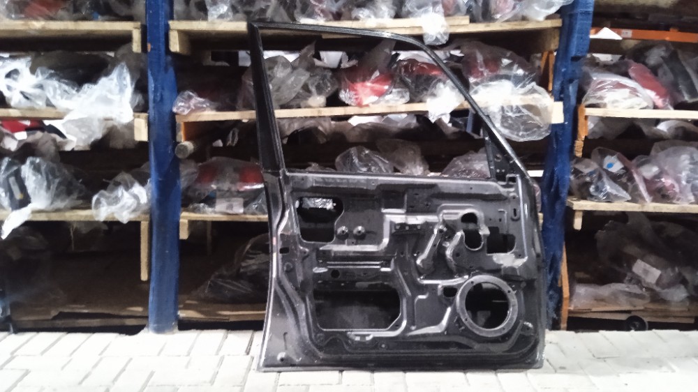 Porta dianteira esquerda Pajero tr4 2008/2014 2