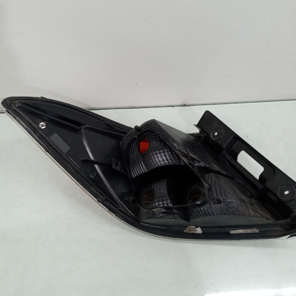 Lanterna Lado Direito Fumê Chevrolet Prisma 2013 À 2015  Direito/passageiro 4