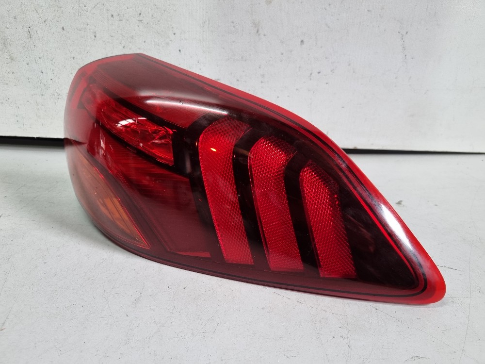 Lanterna Direita Hyundai Tucson 2022/2024 Recuperada Usada 2