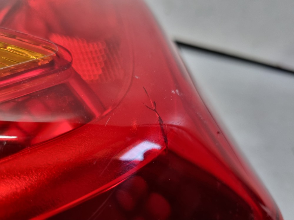 Lanterna Esquerda Kia Picanto 2012/2015 Usada 3