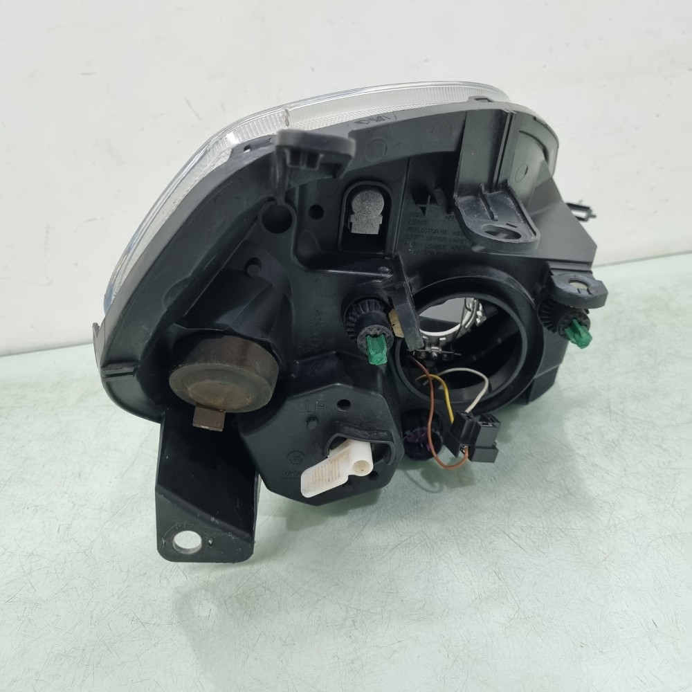 Farol Do Lado Esquerdo Fiat Punto Modelos 2013/2016 – Esquerdo/motorista 4