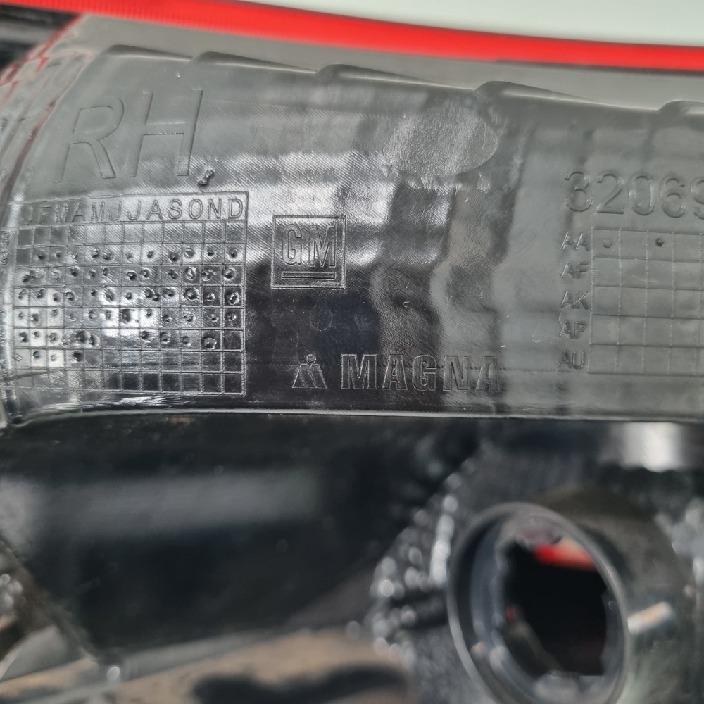 Lanterna Sem Led Direito Chevrolet Onix Sedan 2020/2024 Direito/passageiro 5